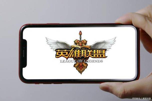 英雄联盟（League of Legends，简称LOL）是一款由美国Riot Games开发、中国内地由腾讯游戏代理运营的英雄对战MOBA竞技网游。在这款游戏中，Ping值是衡量玩家与游戏服务器之间数据传输延迟的重要指标，直接影响到游戏体验的流畅度和操作响应速度。下面将详细探讨英雄联盟中的Ping值